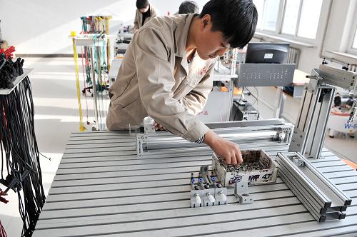 辽宁积极探索现代职业教育改革与发展之路