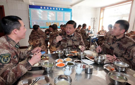 习近平慰问边防官兵:今天我和你们一起站岗,地