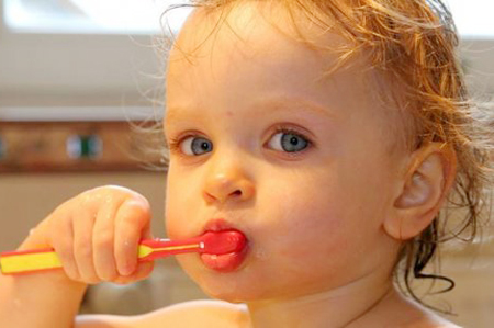 儿童不宜使用三种牙膏