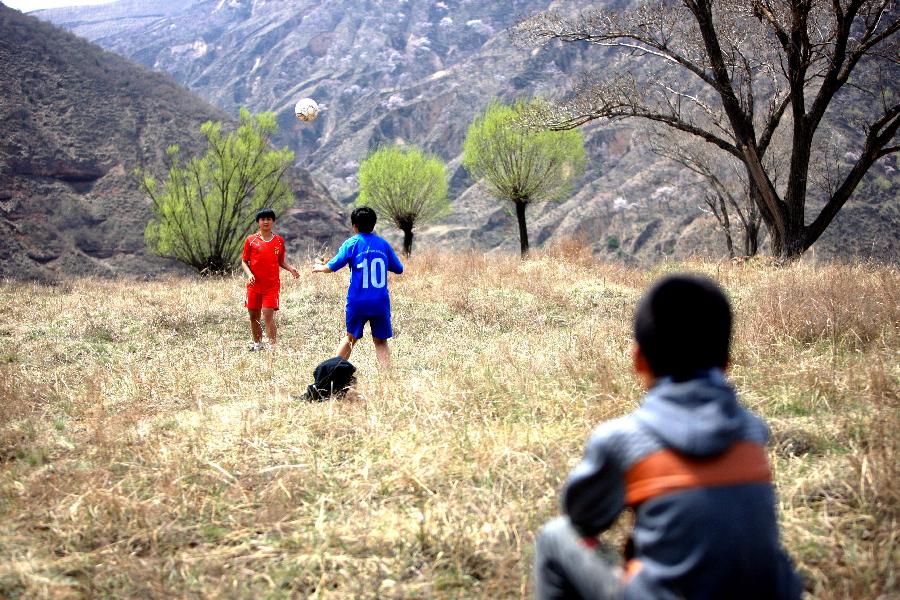 志丹少年足球:草台班子脚下有梦
