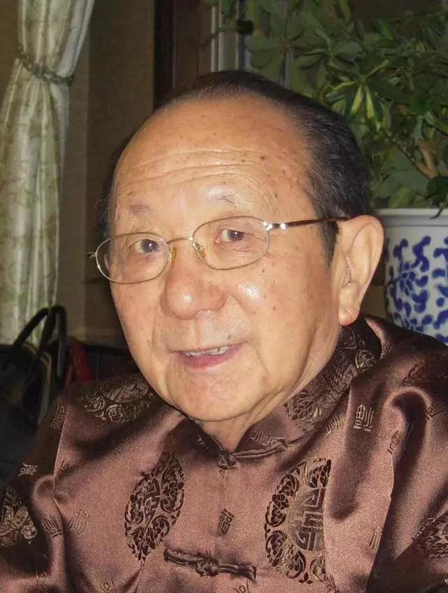 又一位老中医走了,九十一岁高龄时仍坚持出诊